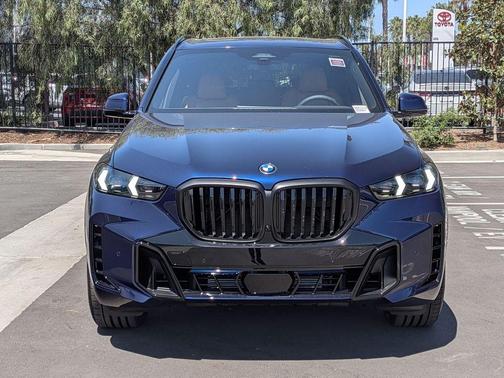 Tanzanite Blue II Metallic 2026 BMW X5 xDrive40i