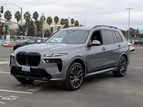 2023 BMW X7 xDrive40i