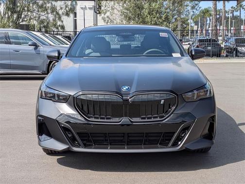 2026 BMW i5 xDrive40