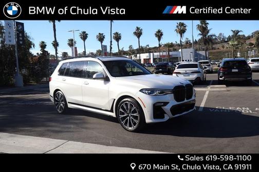 Mineral White Metallic 2022 BMW X7 M50i
