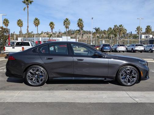 2026 BMW 530 i xDrive