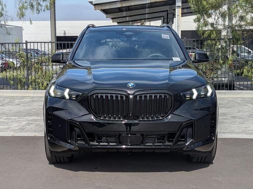 Black Sapphire Metallic 2026 BMW X5 sDrive40i