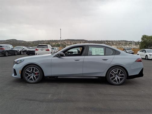 2025 BMW i5 M60