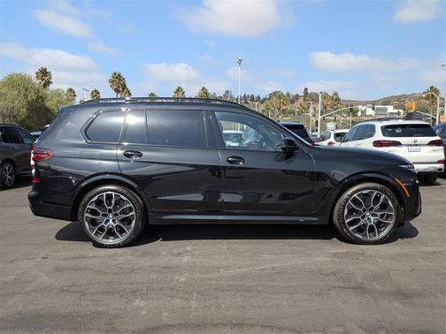 2026 BMW X7 M60i