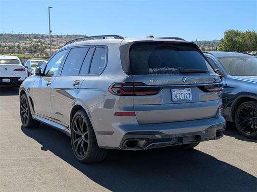 2023 BMW X7 xDrive40i