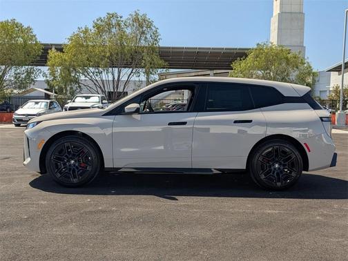 2026 BMW iX xDrive60
