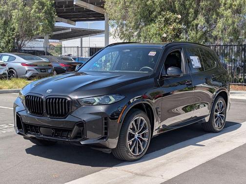 Black Sapphire Metallic 2024 BMW X5 sDrive40i