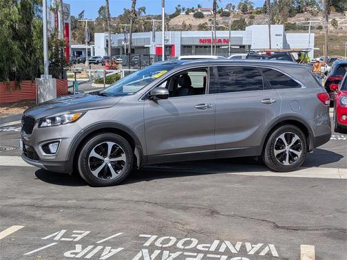 2018 Kia Sorento EX
