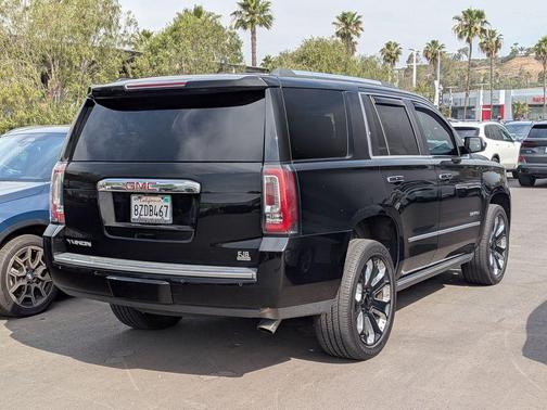 Onyx Black 2018 GMC Yukon Denali