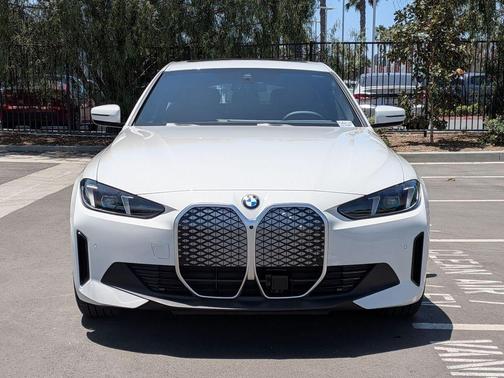 Alpine White 2026 BMW i4 Gran Coupe eDrive40