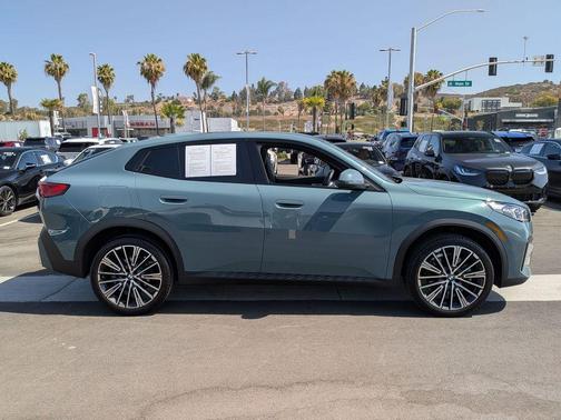 Green Metallic 2025 BMW X2 xDrive28i