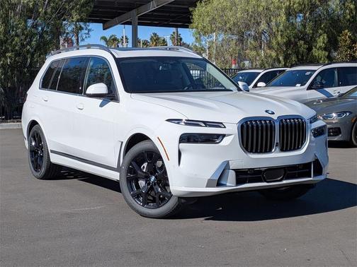 2026 BMW X7 xDrive40i