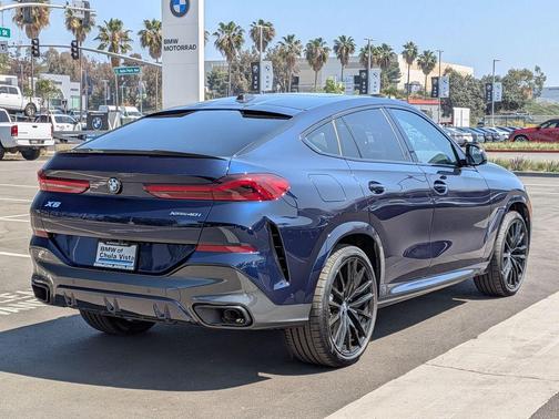 Tanzanite Blue II Metallic 2026 BMW X6 xDrive40i