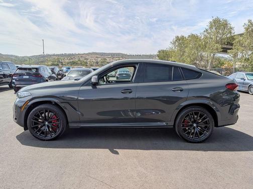 Gray Metallic 2026 BMW X6 xDrive40i