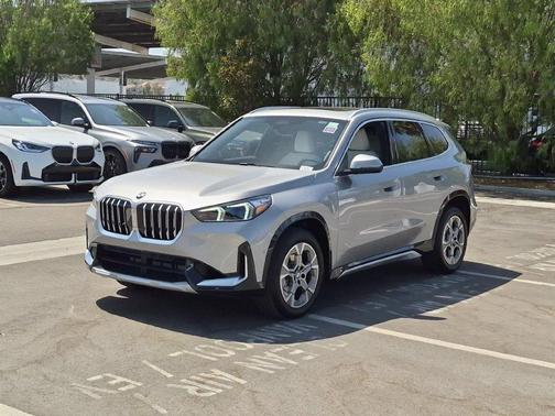 Space Silver 2026 BMW X1 xDrive28i