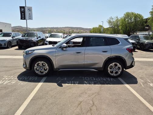 Space Silver Metallic 2026 BMW X1 xDrive28i