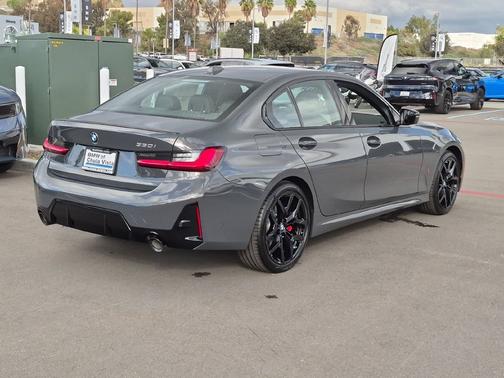 Dravit Grey Metallic 2026 BMW 330 i