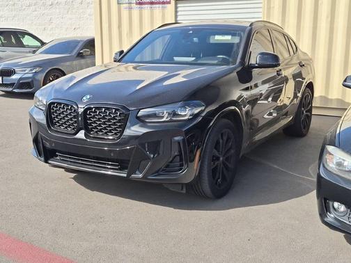 Black Sapphire Metallic 2025 BMW X4 xDrive30i