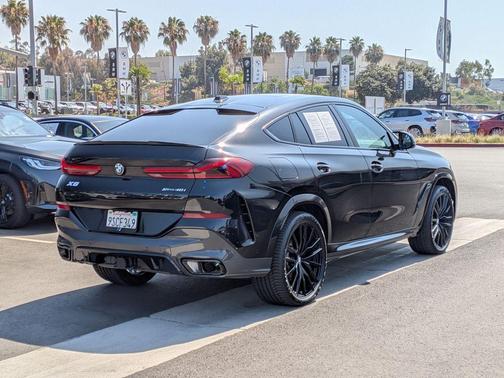 Black Sapphire Metallic 2025 BMW X6 xDrive40i