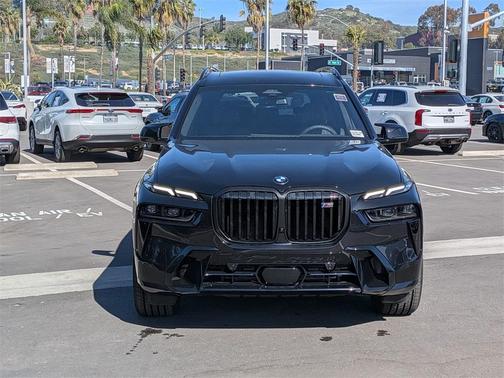 2026 BMW X7 M60i