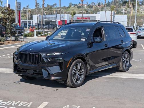 2026 BMW X7 M60i