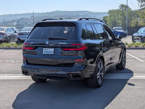 2026 BMW X7 M60i