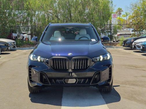 Carbon Black Metallic 2026 BMW X5 sDrive40i