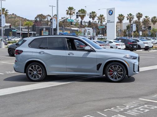 Brooklyn Grey Metallic 2026 BMW X5 xDrive50e