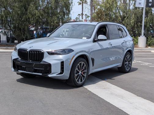 Brooklyn Grey Metallic 2026 BMW X5 xDrive50e