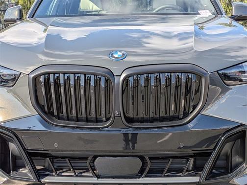 2026 BMW X5 PHEV xDrive50e