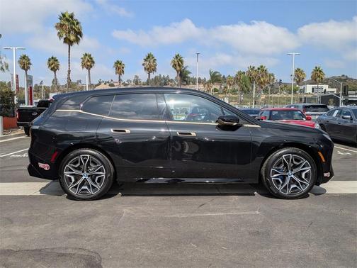 2025 BMW iX xDrive50