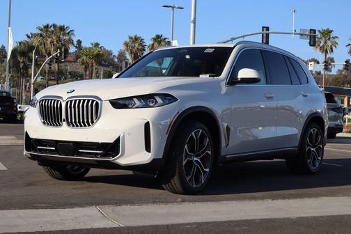 Alpine White 2026 BMW X5 sDrive40i