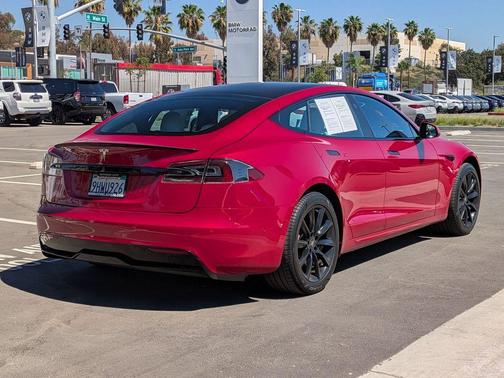 2022 Tesla Model S Base