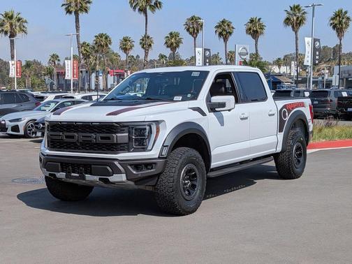 Oxford White 2023 Ford F-150 Raptor