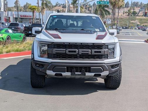 Oxford White 2023 Ford F-150 Raptor