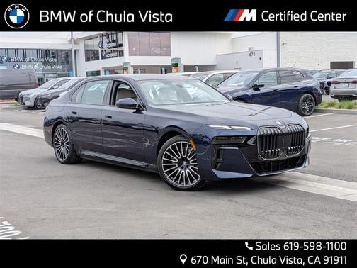 2026 BMW 750e xDrive