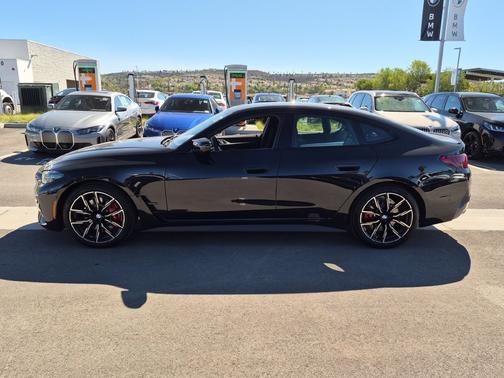 Black Sapphire Metallic 2026 BMW M440 Gran Coupe M440i xDrive Gran Coupe