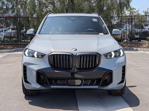 Gray Metallic 2026 BMW X5 xDrive40i