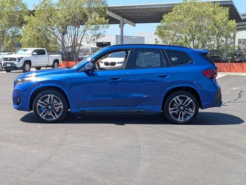 2025 BMW X1 M35i