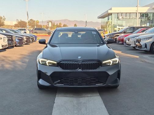 Dravit Grey Metallic 2026 BMW 330 i