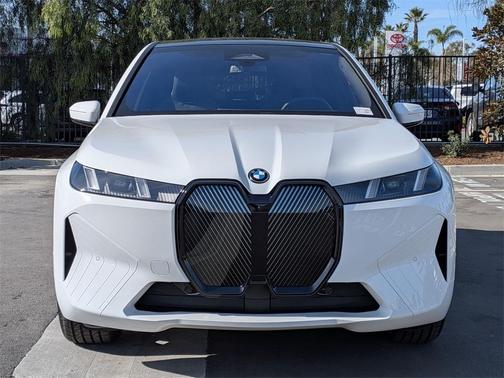 2026 BMW iX xDrive60