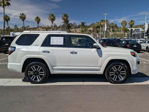 Blizzard Pearl 2020 Toyota 4Runner Limited