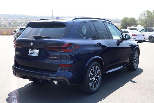 Tanzanite Blue II Metallic 2026 BMW X5 PHEV xDrive50e