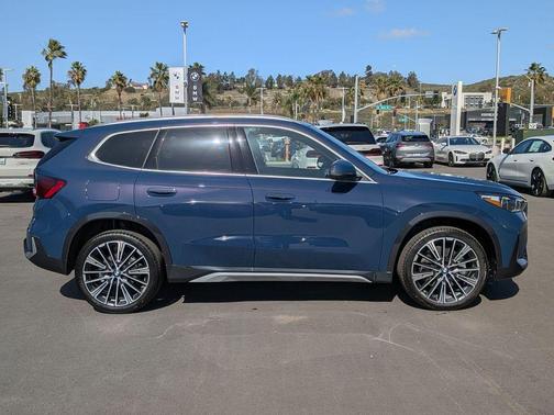 Night 2026 BMW X1 xDrive28i