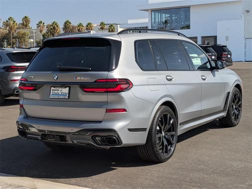 2026 BMW X7 M60i