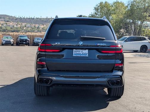 2026 BMW X7 M60i