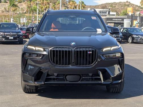 2026 BMW X7 M60i