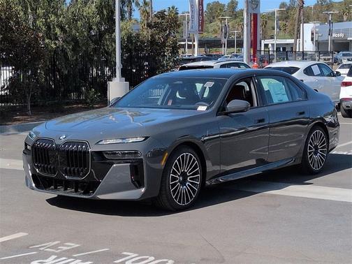 2026 BMW 760 760i xDrive