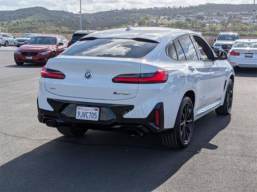 2024 BMW X4 M40i