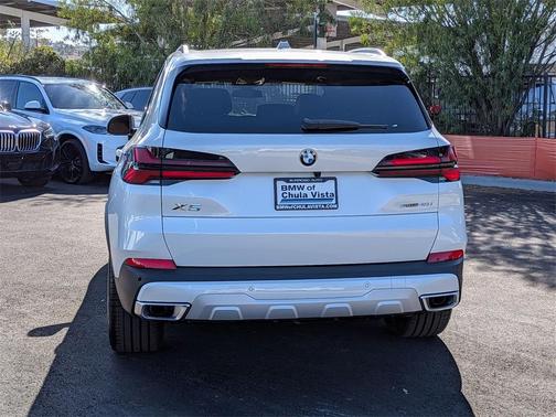 2026 BMW X5 sDrive40i